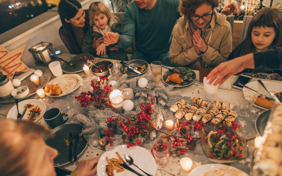 Recovery During the Holidays: Navigating Family Meals with Mindfulness